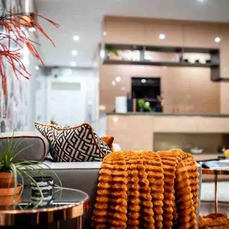 A&k Cozy Art 1 וארנה