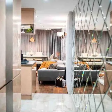 Lägenhet A&k Cozy Art 1