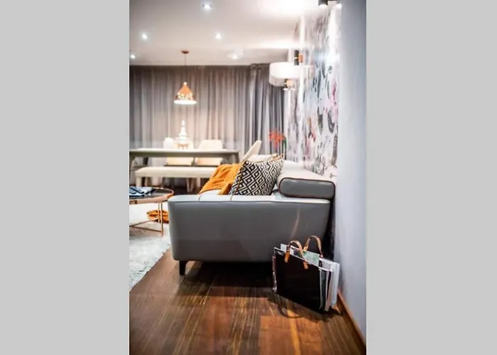 A&k Cozy Art 1 * Varna